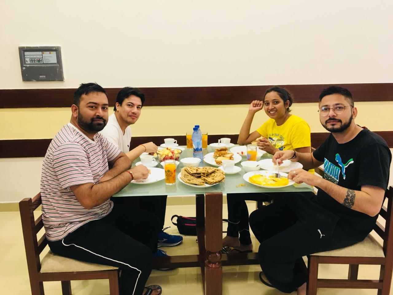 Gateway Salalah Hotel Apartments Luaran gambar